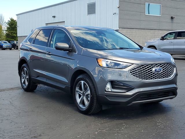 Certified 2024 Ford Edge SEL w/ Convenience Package AWD/4WD image 2