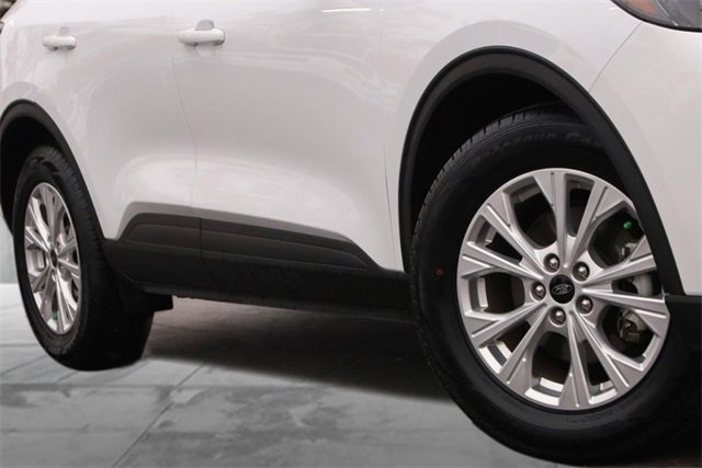 Certified 2024 Ford Escape Active w/ Cold Weather Package image 6