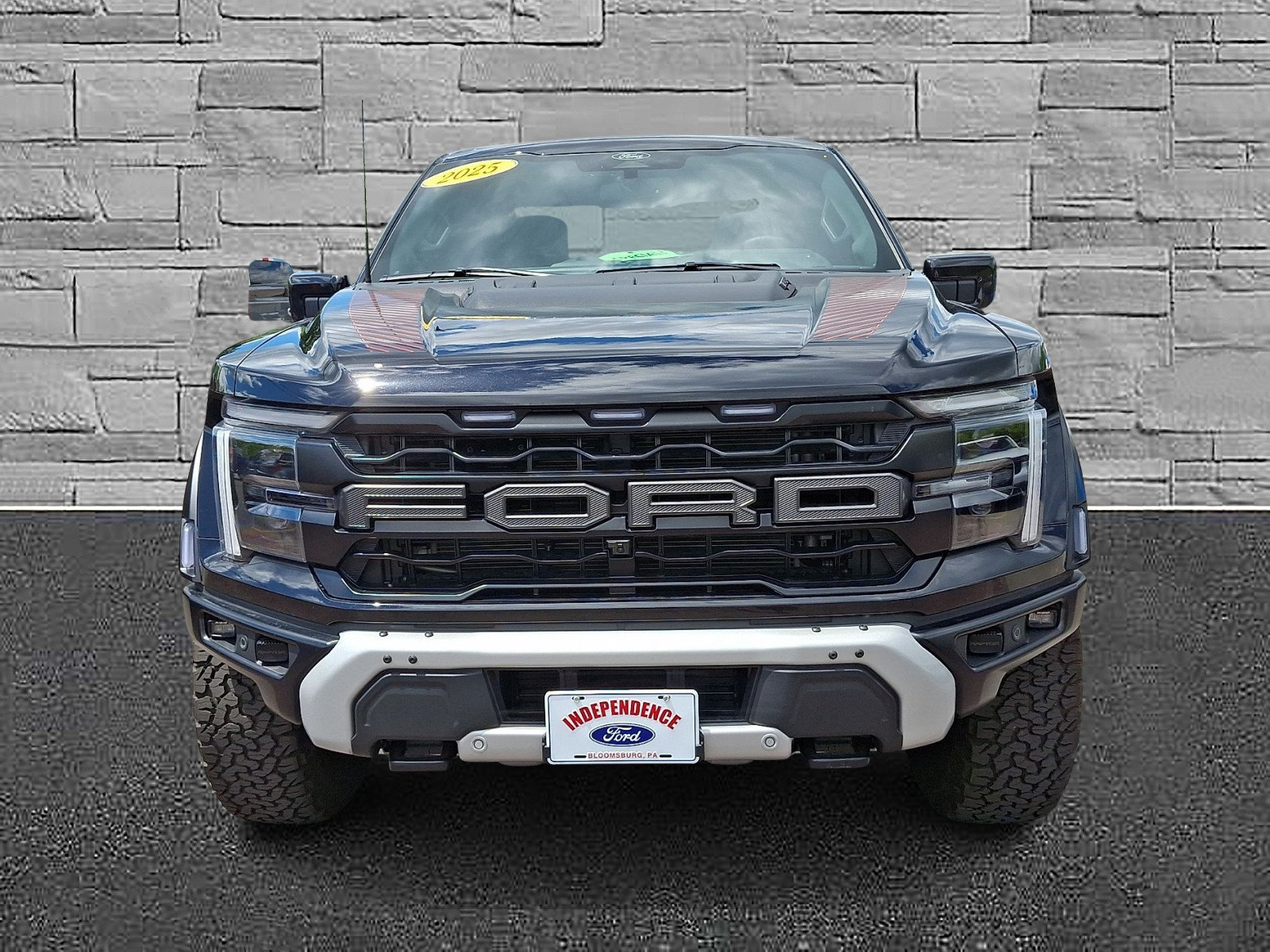 Certified 2025 Ford F150 Raptor AWD/4WD image 3