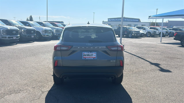 Certified 2025 Ford Escape ST-Line Select AWD/4WD image 4
