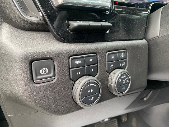 Used 2025 Chevrolet Silverado 2500 LTZ w/ LTZ Premium Package image 17