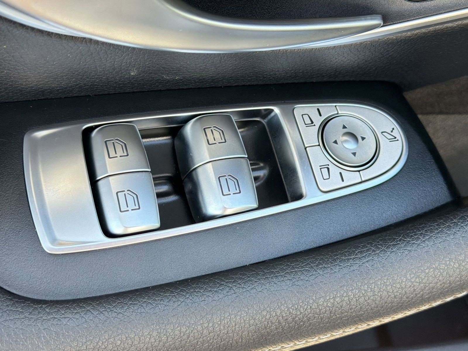 Used 2022 Mercedes-Benz E 450 Coupe image 20