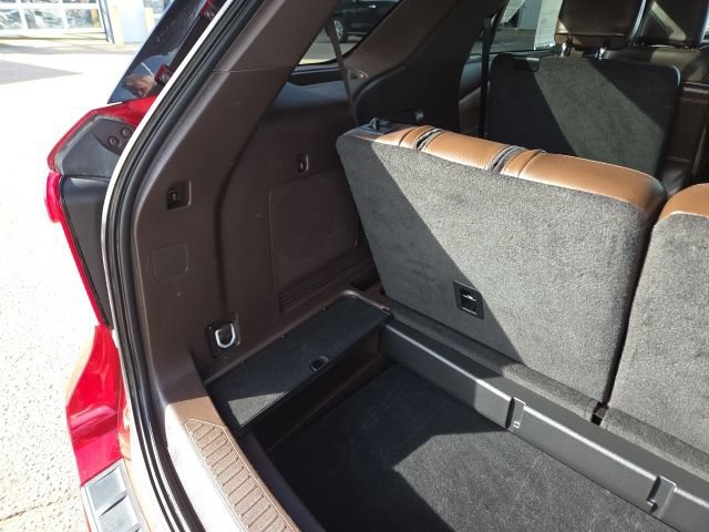 Certified 2024 Ford Explorer King Ranch w/ Technology Package AWD/4WD image 11