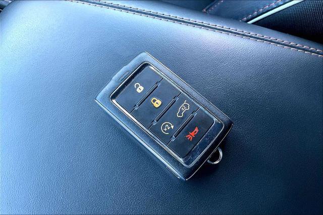 Used 2022 Jeep Grand Cherokee Summit AWD/4WD image 11