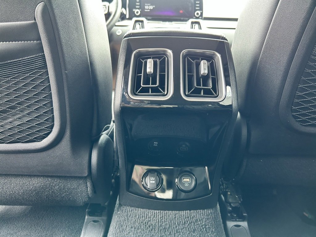 Used 2022 Kia Sorento SX Prestige image 25
