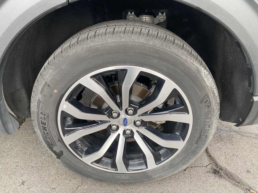 Certified 2025 Ford Explorer ST-Line image 33