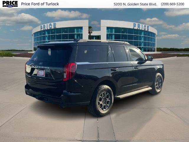 Certified 2025 Ford Expedition Active AWD/4WD image 5