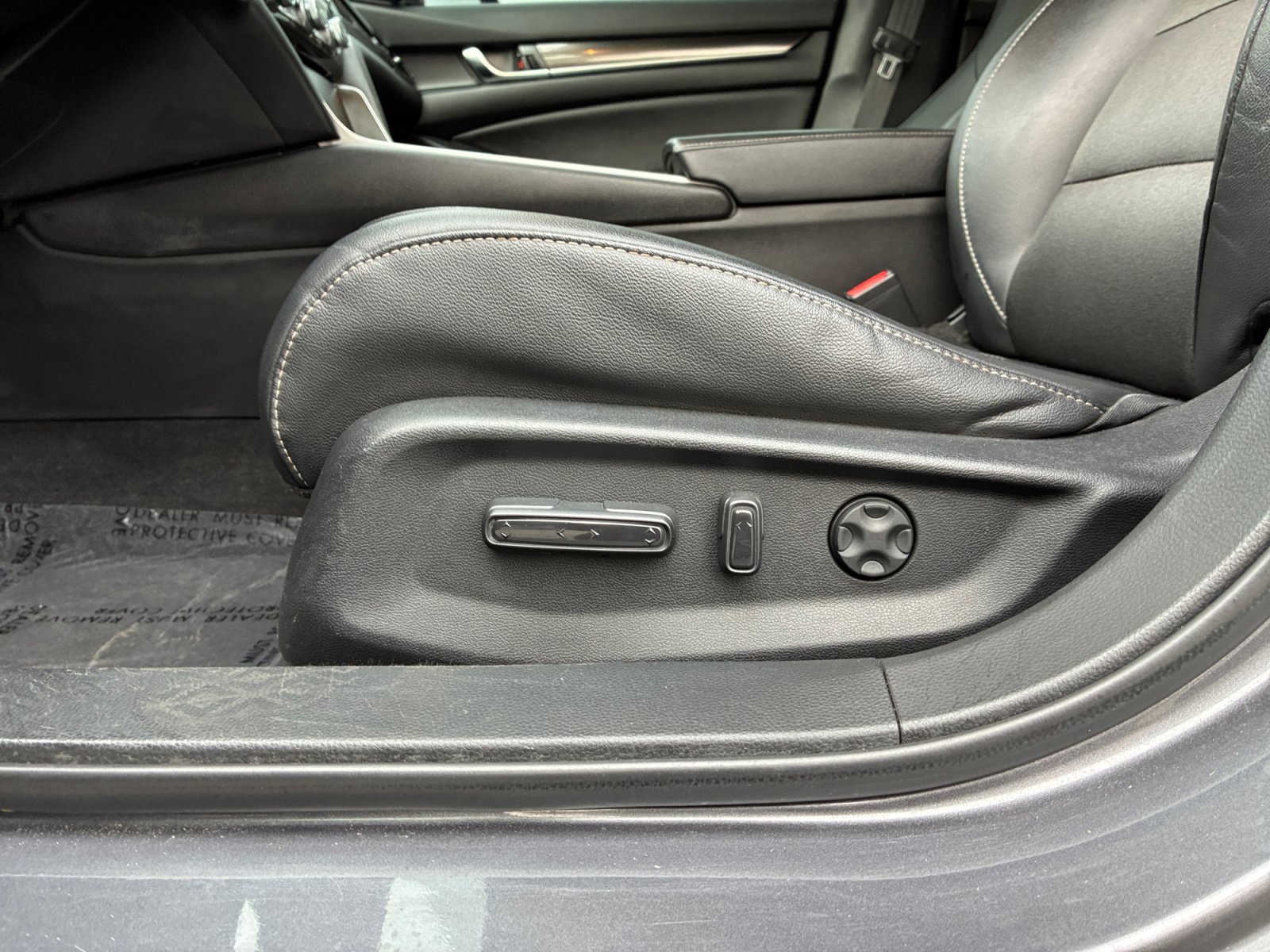 Used 2019 Honda Accord Sport image 14