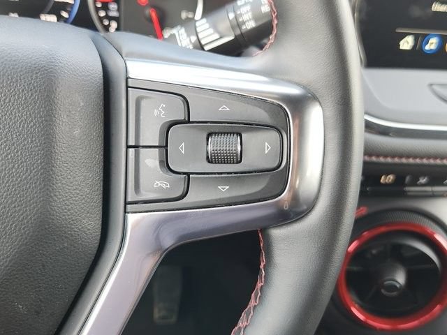 Used 2025 Chevrolet Blazer RS FWD image 29