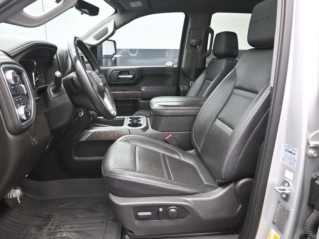 Used 2023 GMC Sierra 2500 Denali w/ Denali Ultimate Package image 22