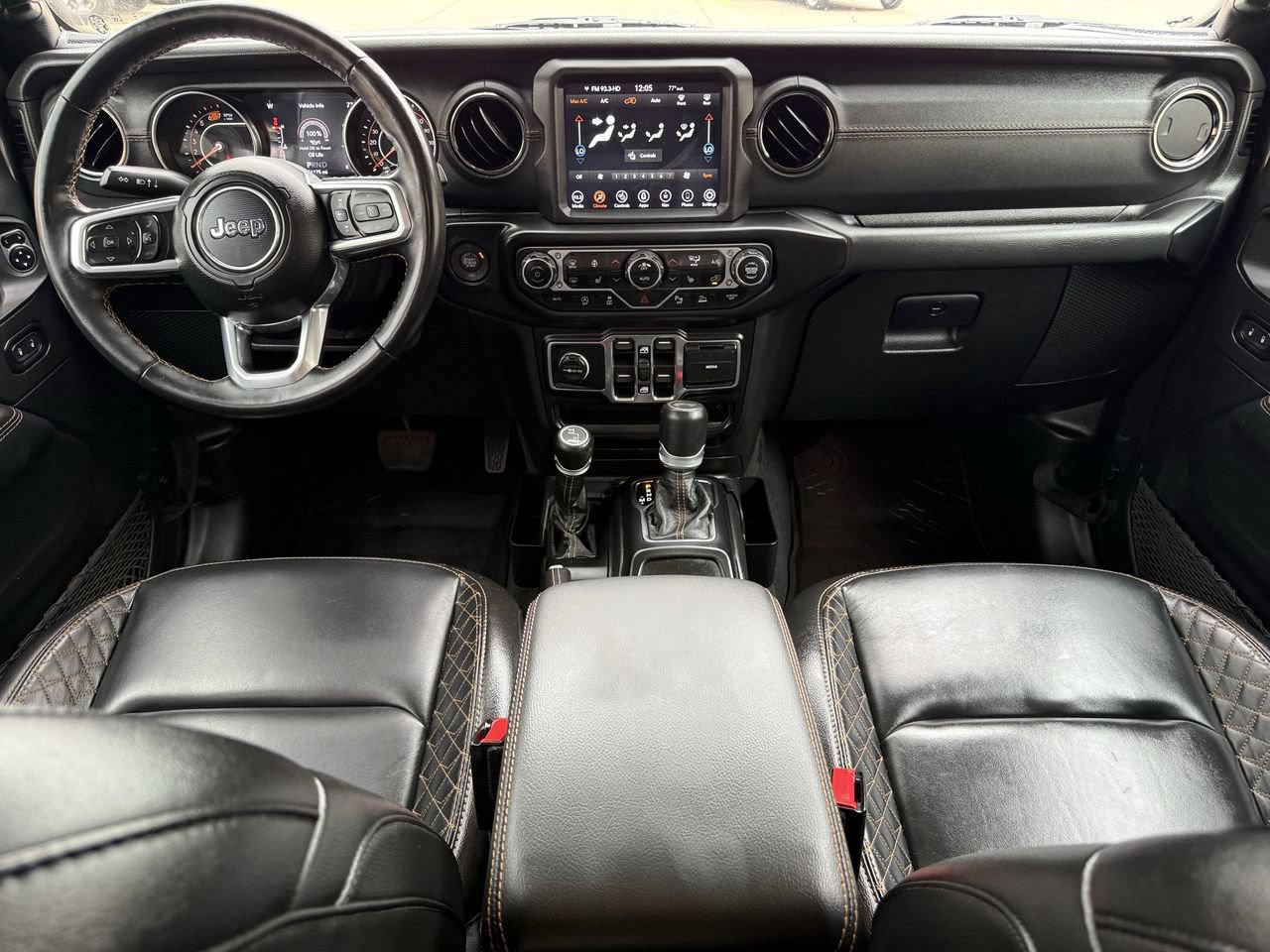 Used 2021 Jeep Wrangler Unlimited Sahara AWD/4WD image 9
