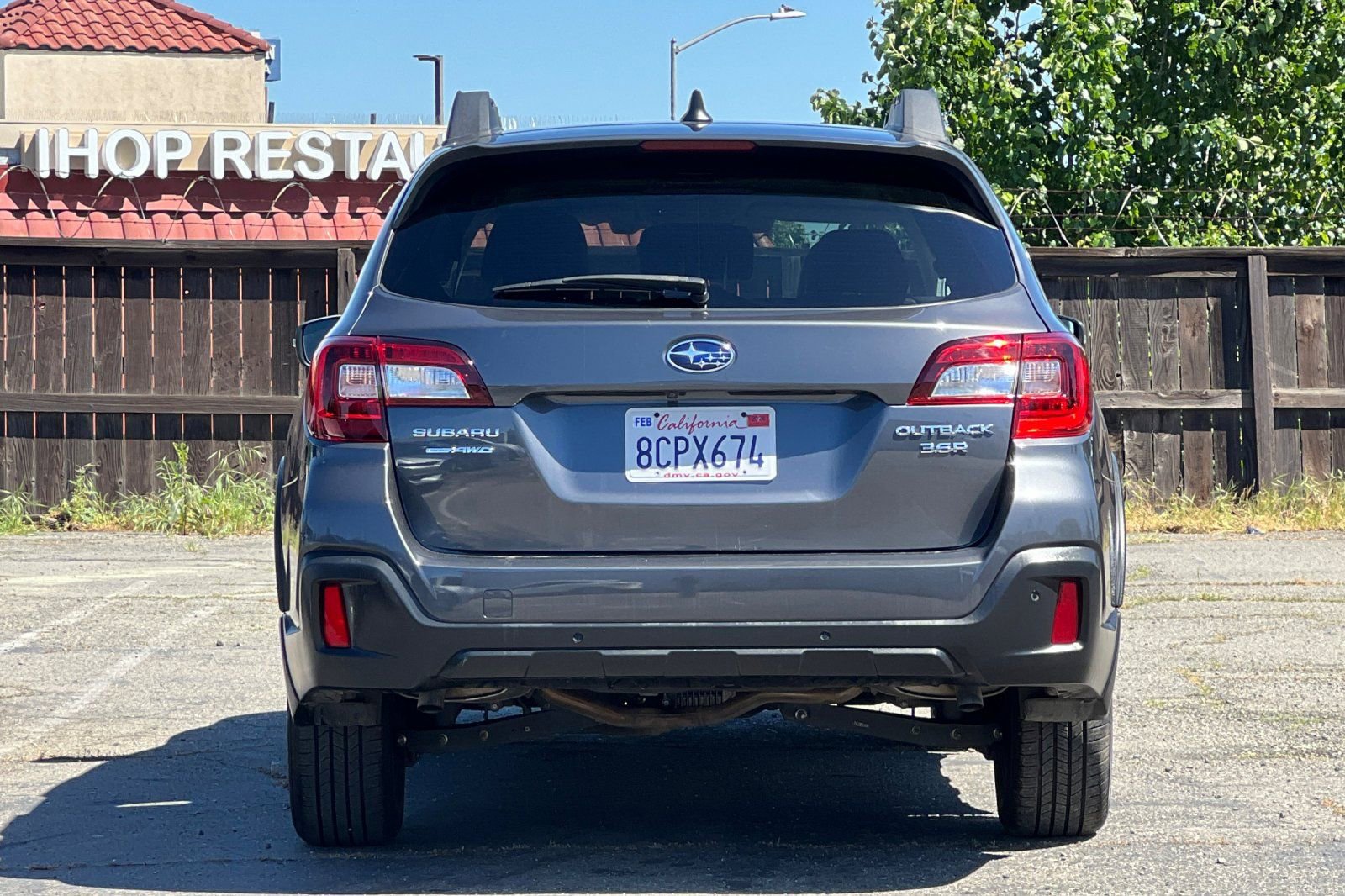 Used 2018 Subaru Outback 3.6R Limited image 5