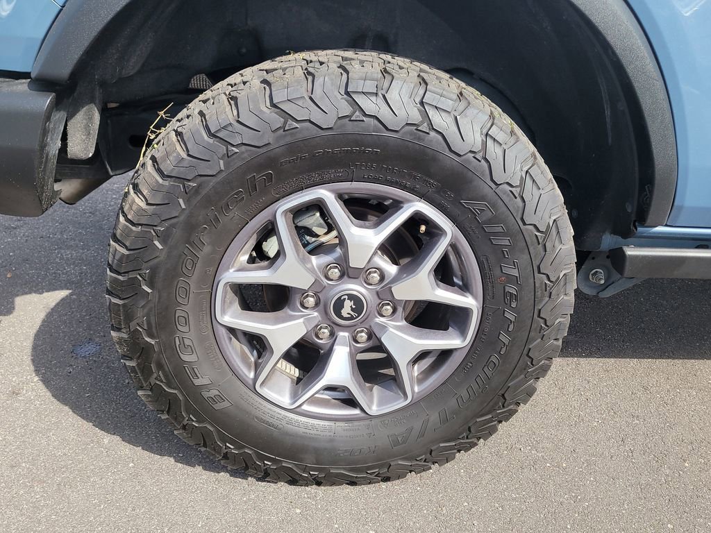 Certified 2025 Ford Bronco Badlands image 5