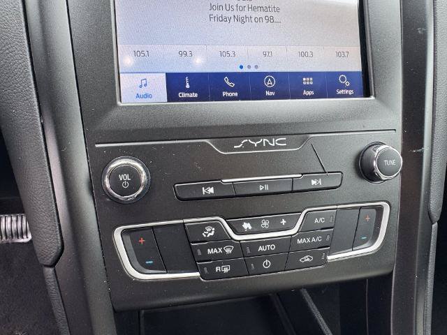 Certified 2020 Ford Fusion SE w/ Equipment Group 151A FWD image 27