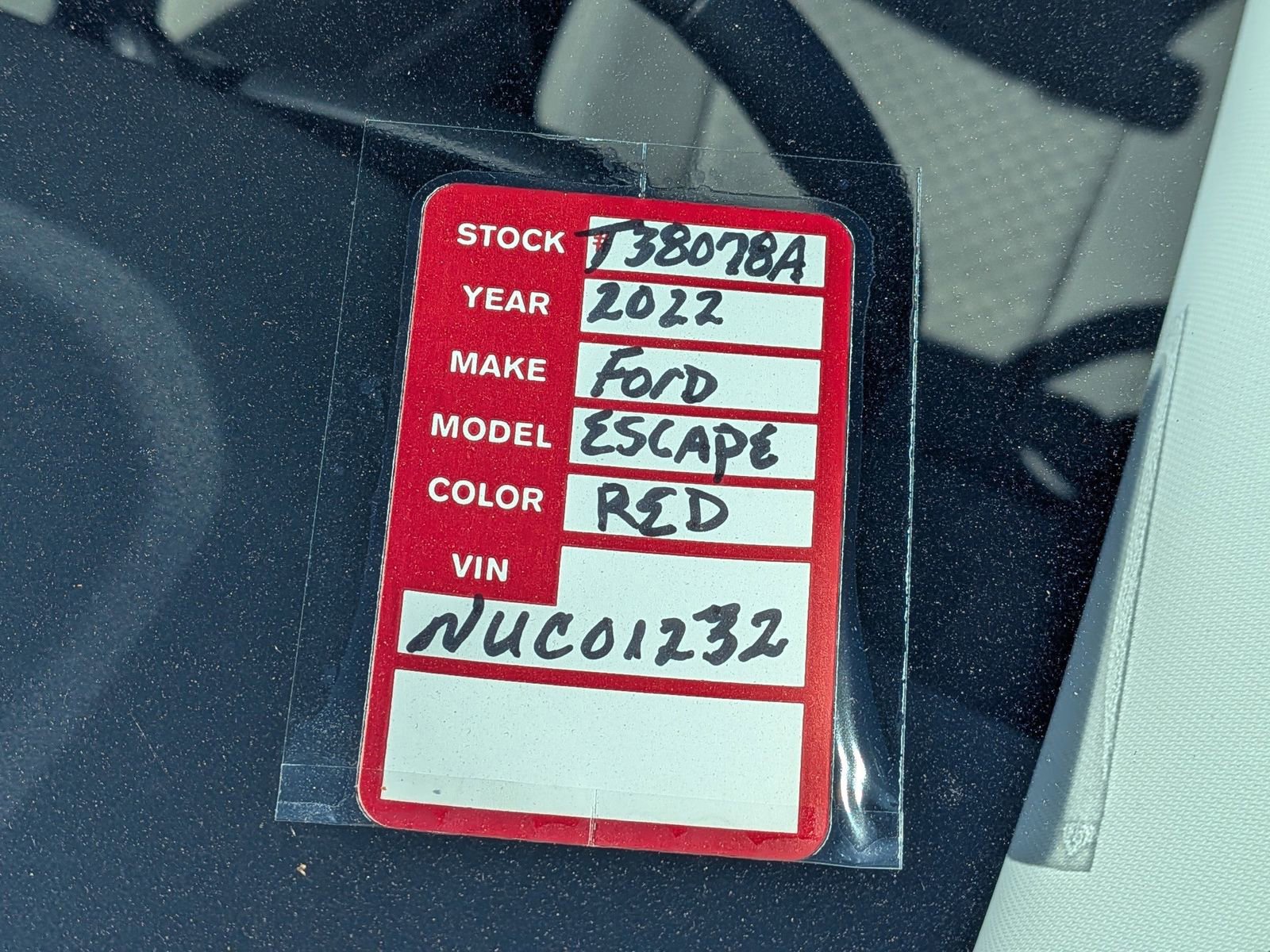 Certified 2022 Ford Escape SE w/ SE Sport Appearance Package image 16