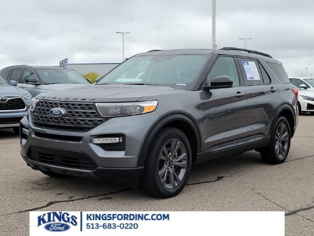 Certified 2023 Ford Explorer XLT w/ Equipment Group 202A AWD/4WD image 1