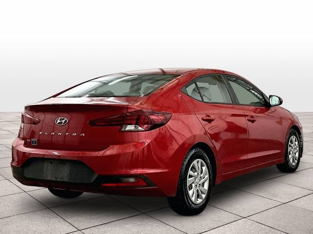 Used 2020 Hyundai Elantra SE FWD image 11