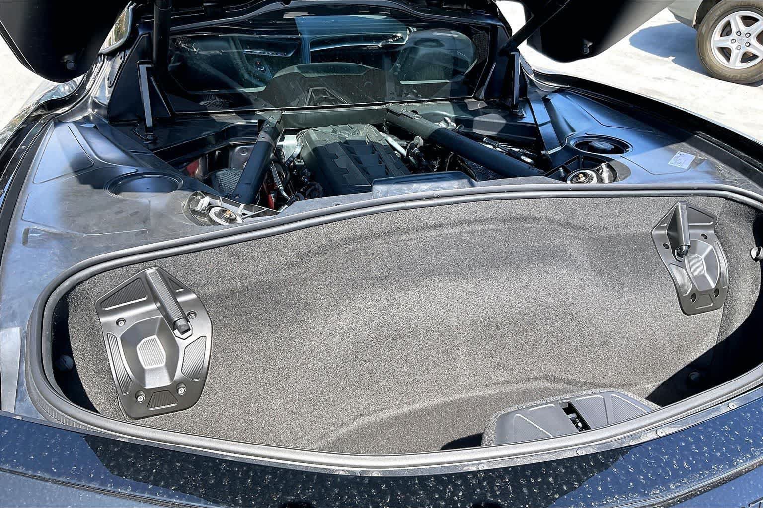 Used 2026 Chevrolet Corvette Stingray Coupe w/ 1LT RWD image 17