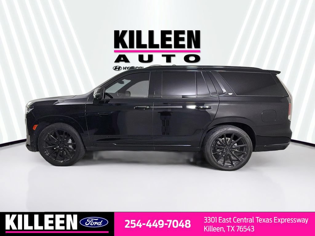Used 2022 Cadillac Escalade Luxury AWD/4WD image 4