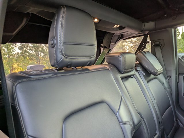 Certified 2025 Ford Bronco Badlands w/ Matte Film Protection Package AWD/4WD image 36
