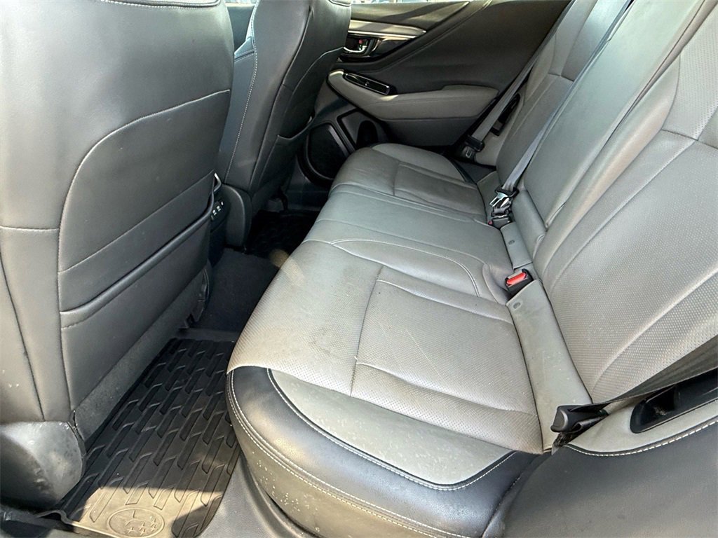 Used 2022 Subaru Outback Limited image 11