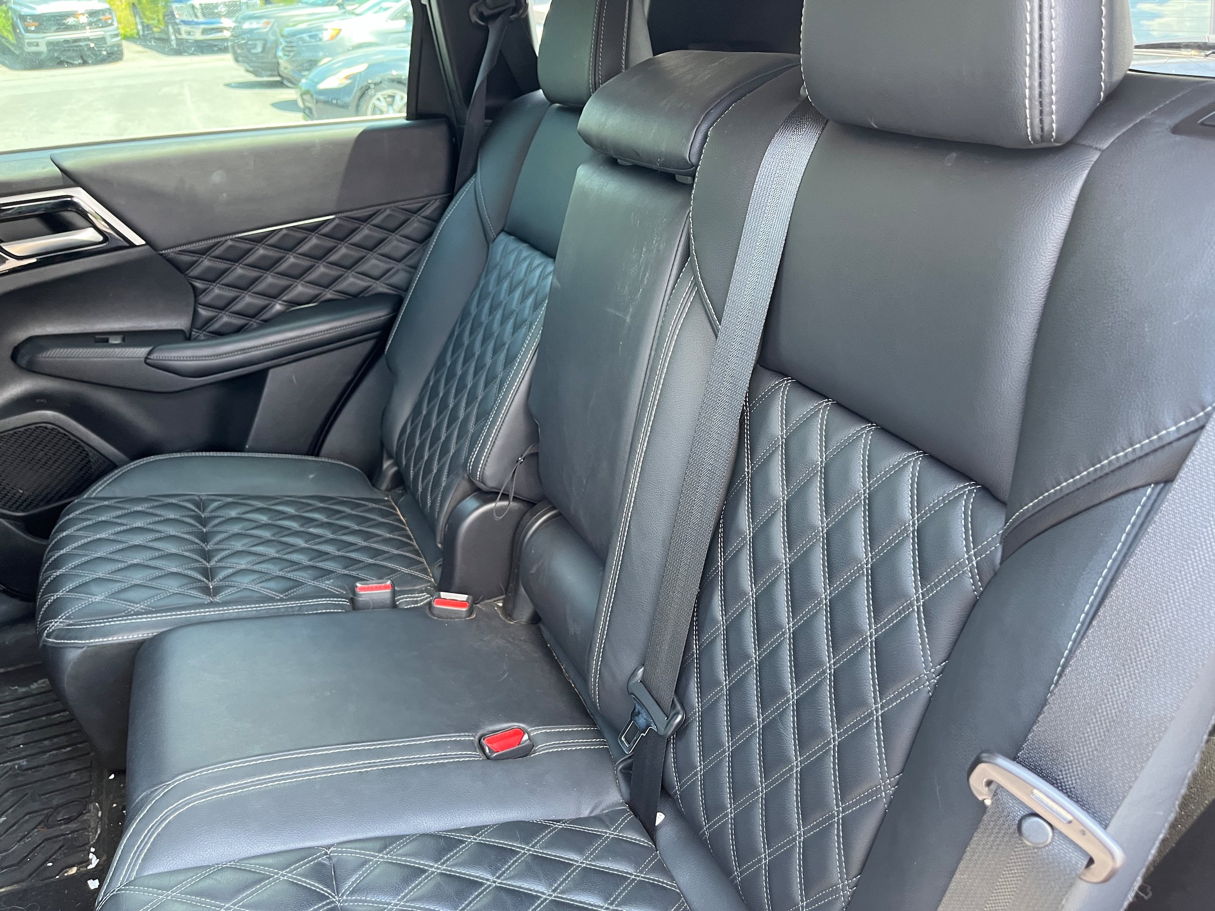 Used 2022 Mitsubishi Outlander SEL AWD/4WD image 12