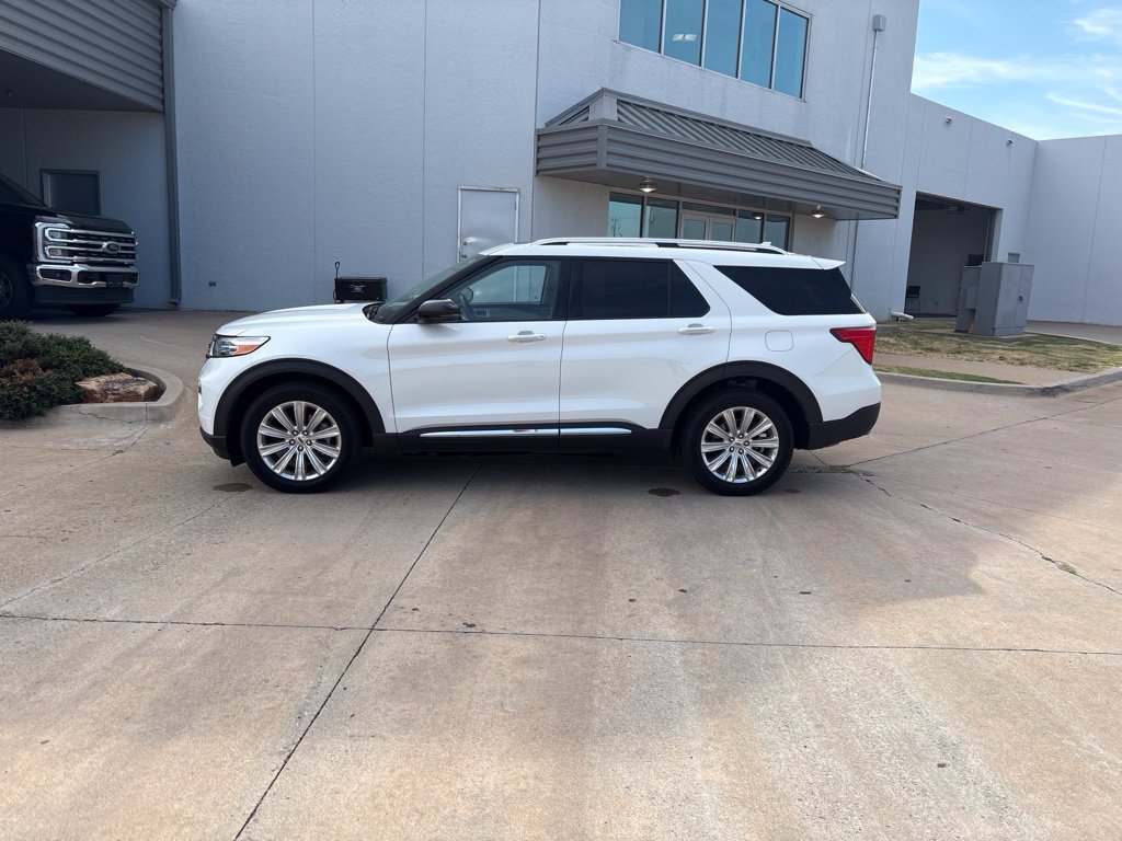 Certified 2024 Ford Explorer Limited w/ Equipment Group 301A AWD/4WD image 7