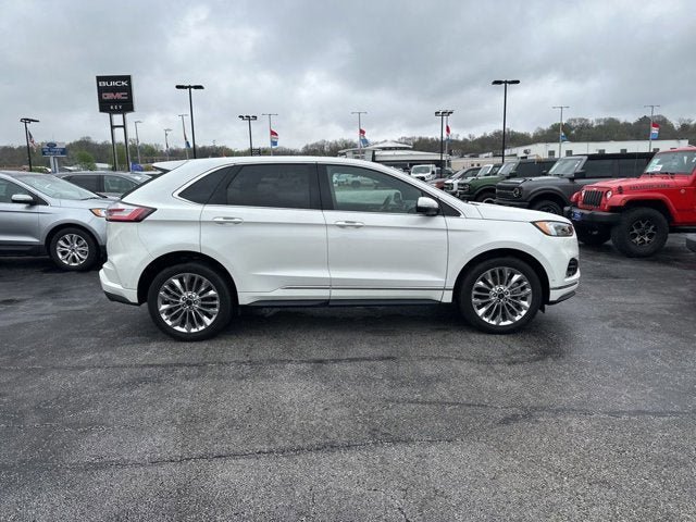 Certified 2023 Ford Edge Titanium w/ Equipment Group 301A AWD/4WD image 2