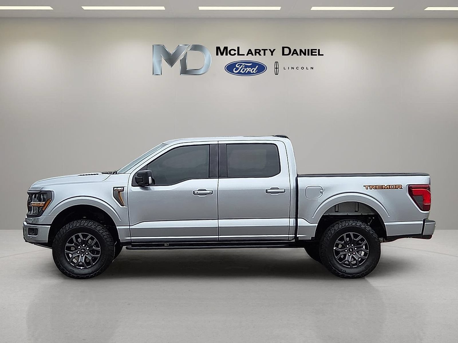 Certified 2025 Ford F150 Tremor w/ Mobile Office Package AWD/4WD image 3
