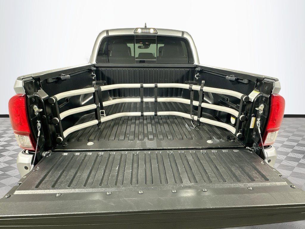Used 2019 Toyota Tacoma TRD Off-Road AWD/4WD image 28