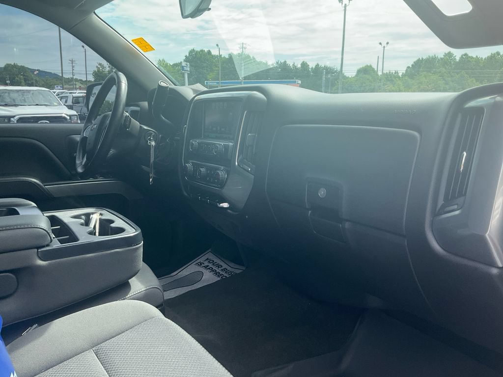 Used 2017 Chevrolet Silverado 1500 LT w/ All Star Edition AWD/4WD image 11