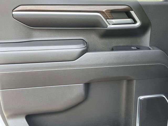 Used 2022 Chevrolet Silverado 1500 RST image 9