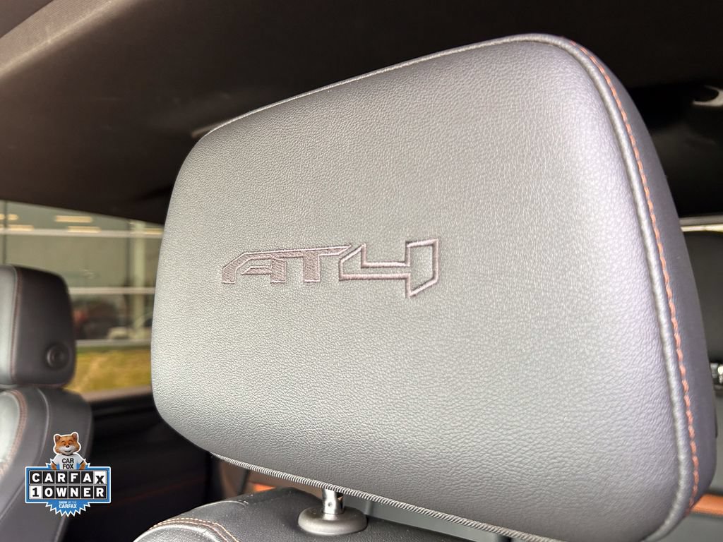 Used 2025 GMC Sierra 2500 AT4 w/ AT4 Premium Plus Package AWD/4WD image 12