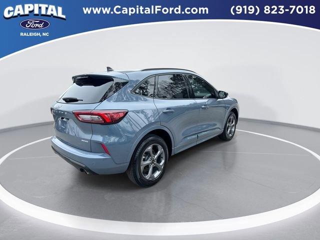 Certified 2024 Ford Escape ST-Line w/ Tech Pack #1 image 6
