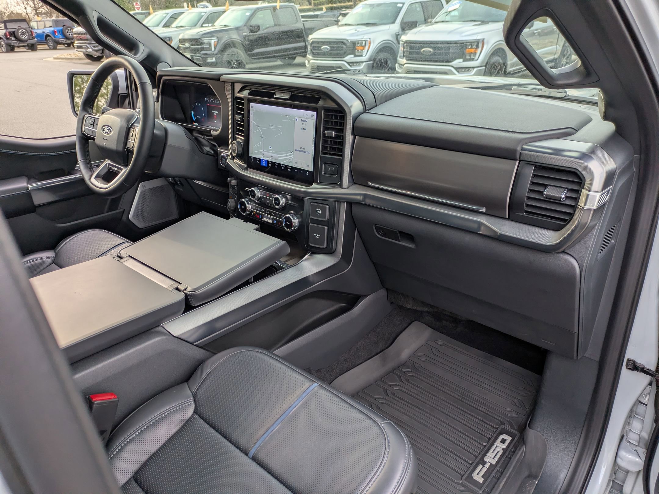 Certified 2025 Ford F150 Platinum w/ Equipment Group 702A High image 44