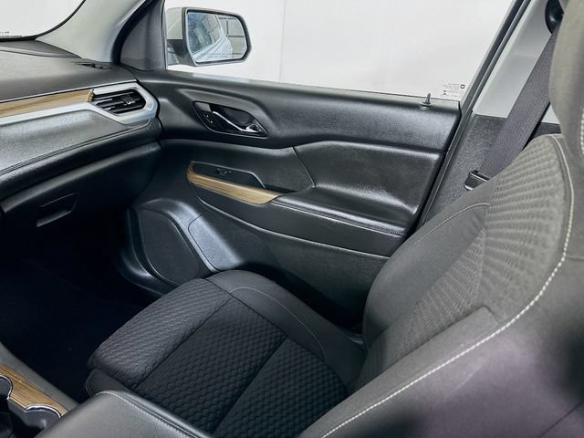 Used 2017 GMC Acadia SLE w/ Driver Alert Package I FWD image 29