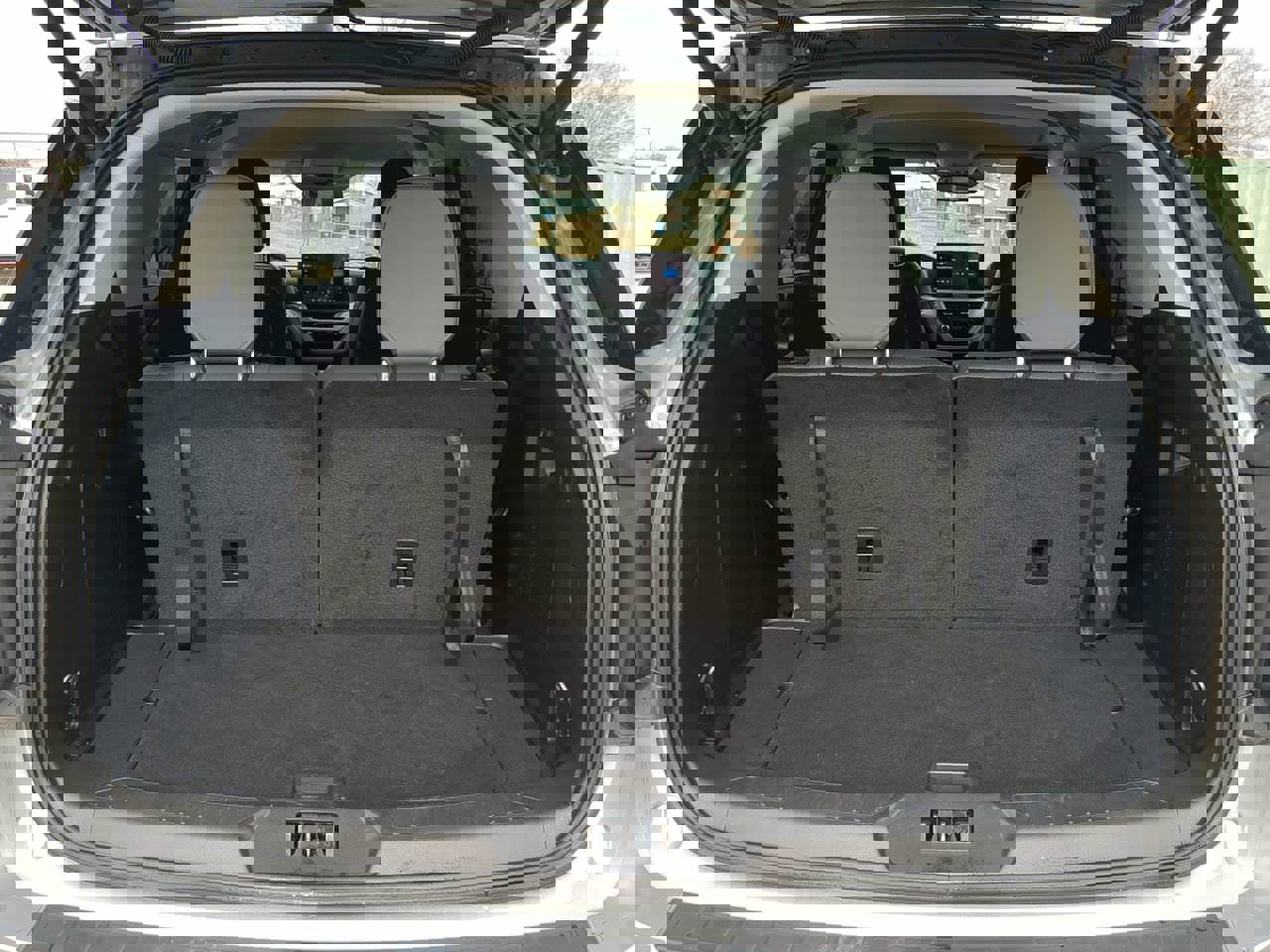 Certified 2025 Ford Explorer Active w/ Active Comfort Package image 11