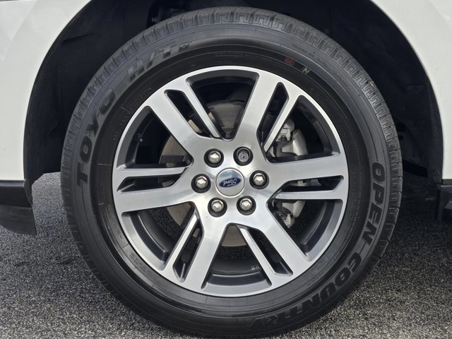 Certified 2022 Ford Expedition XLT image 10