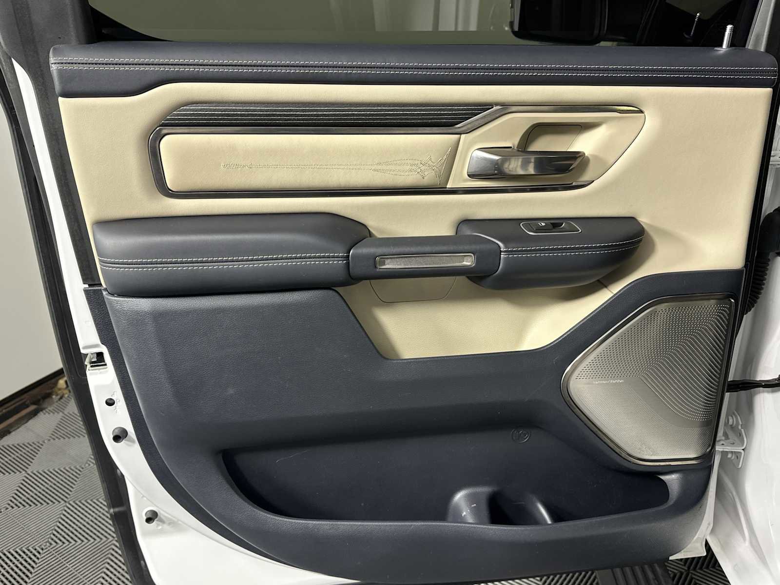 Used 2021 RAM 1500 Limited image 22