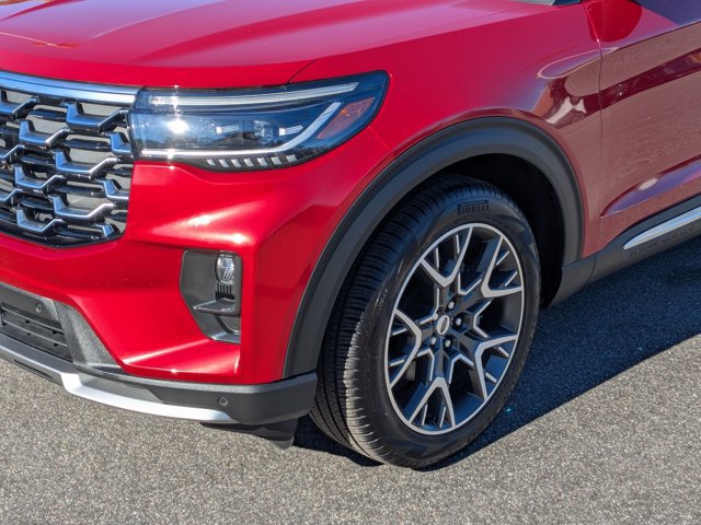 Certified 2025 Ford Explorer Platinum w/ Ultimate Package image 10