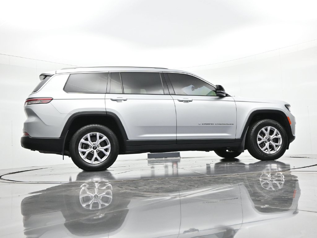 Used 2022 Jeep Grand Cherokee L Limited w/ Trailer Tow Group (B) AWD/4WD image 26