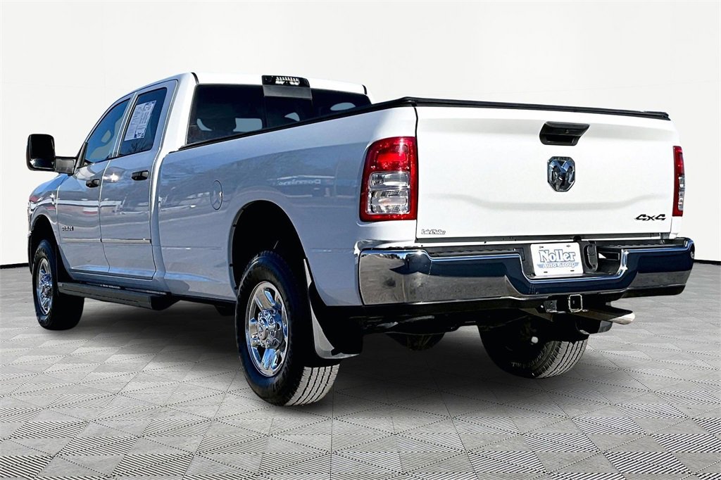 Used 2024 RAM 2500 Tradesman w/ Chrome Appearance Group image 13