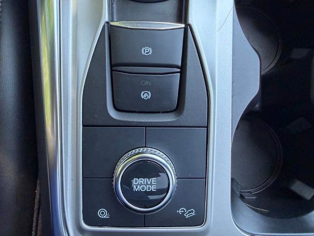 Certified 2023 Ford Explorer XLT w/ Equipment Group 202A AWD/4WD image 25