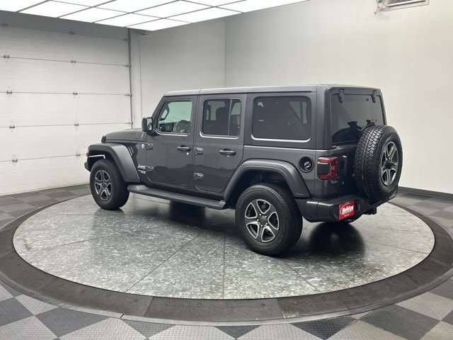 Used 2018 Jeep Wrangler Unlimited Sport S AWD/4WD image 2