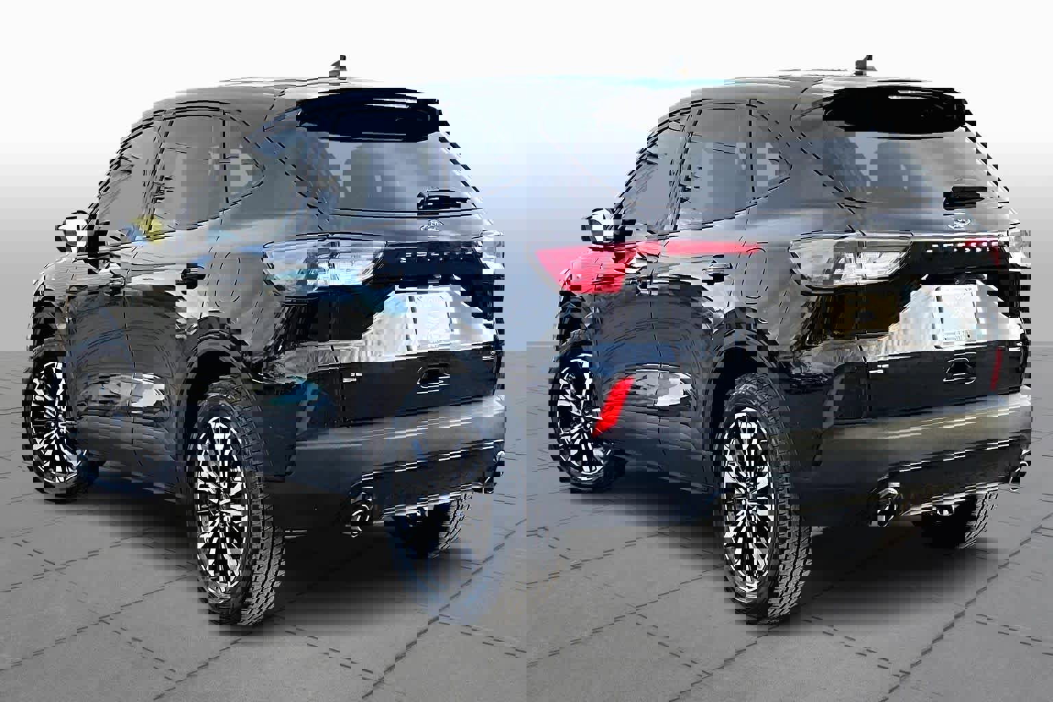 Certified 2021 Ford Escape SE w/ SE Sport Appearance Package image 13