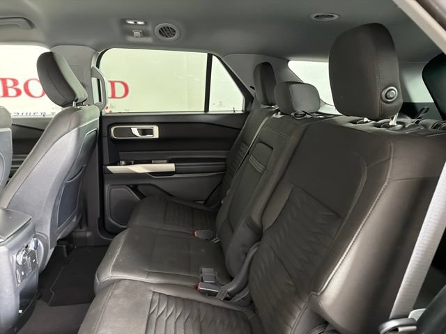 Certified 2020 Ford Explorer XLT w/ Class III Trailer Tow Package RWD image 13