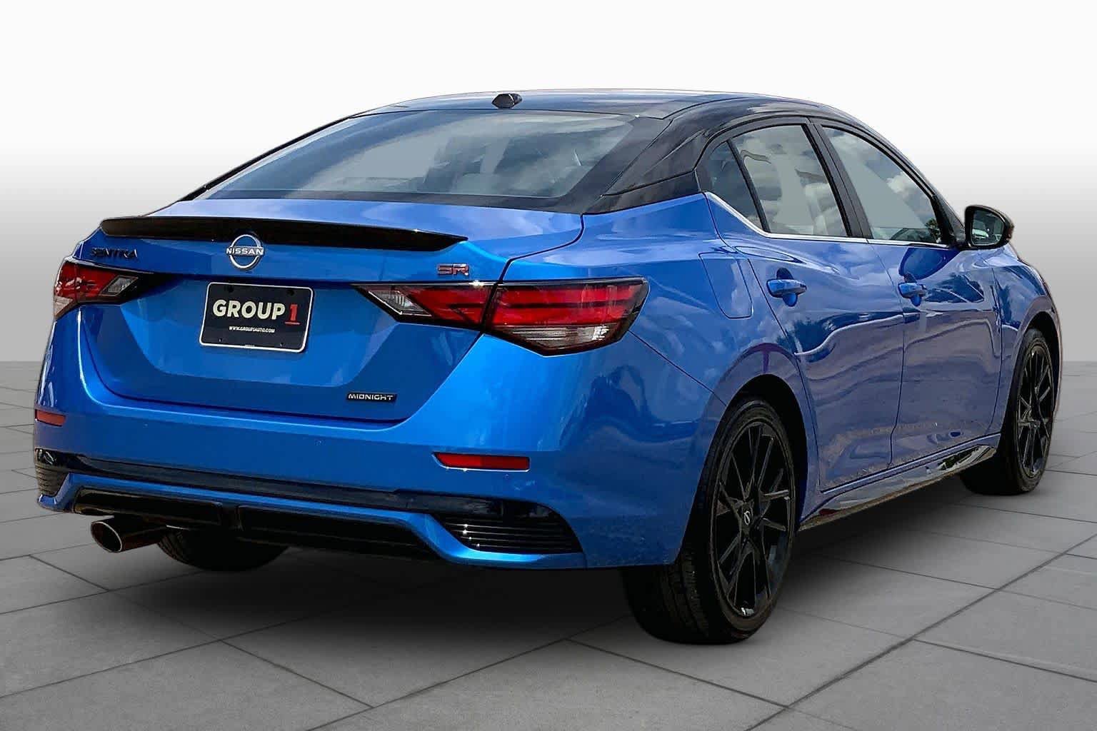 Used 2025 Nissan Sentra SR w/ Midnight Edition FWD image 13