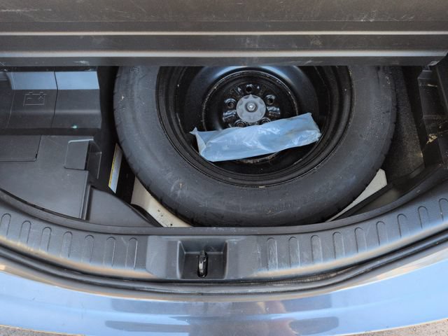 Used 2018 Toyota RAV4 XLE AWD/4WD image 23