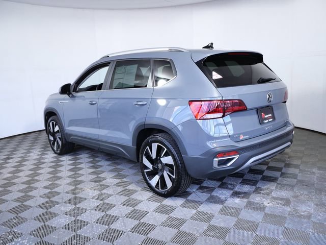 Used 2024 Volkswagen Taos SEL AWD/4WD image 6