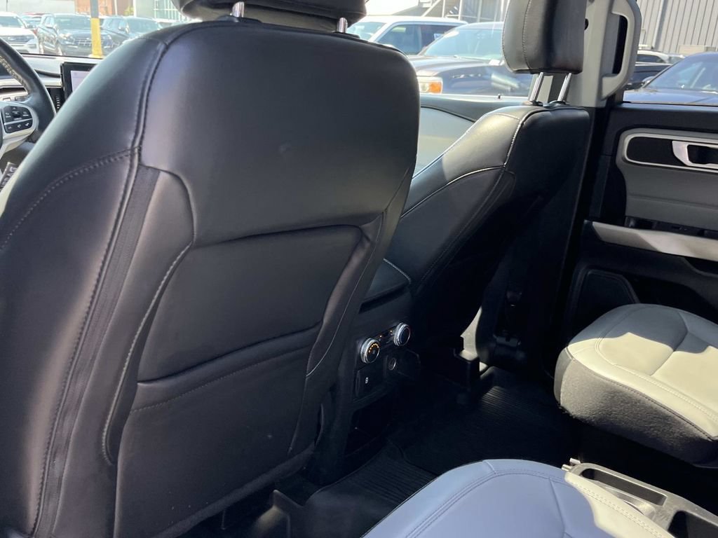 Certified 2021 Ford Explorer XLT w/ Equipment Group 202A AWD/4WD image 22